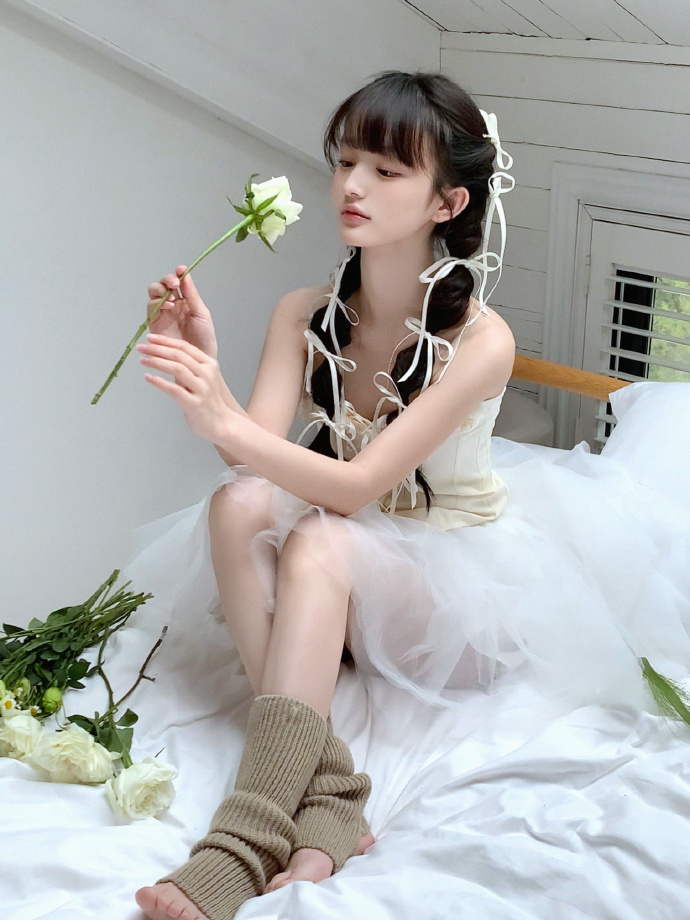 坚如磐石 封面